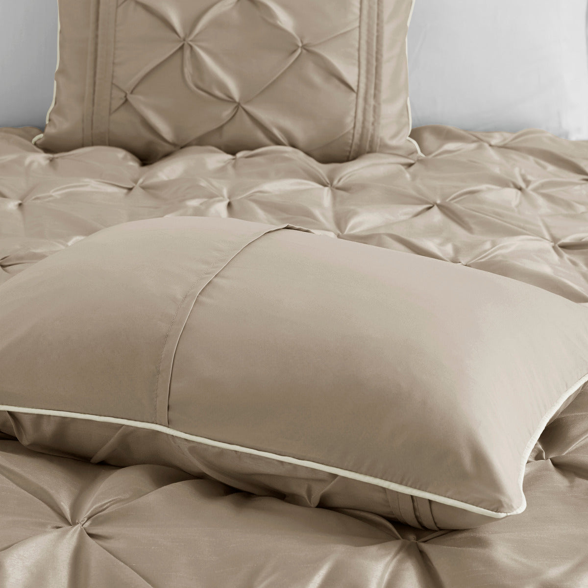 Set of Seven Taupe King Ring Stitch Polyester Sham And Comforter