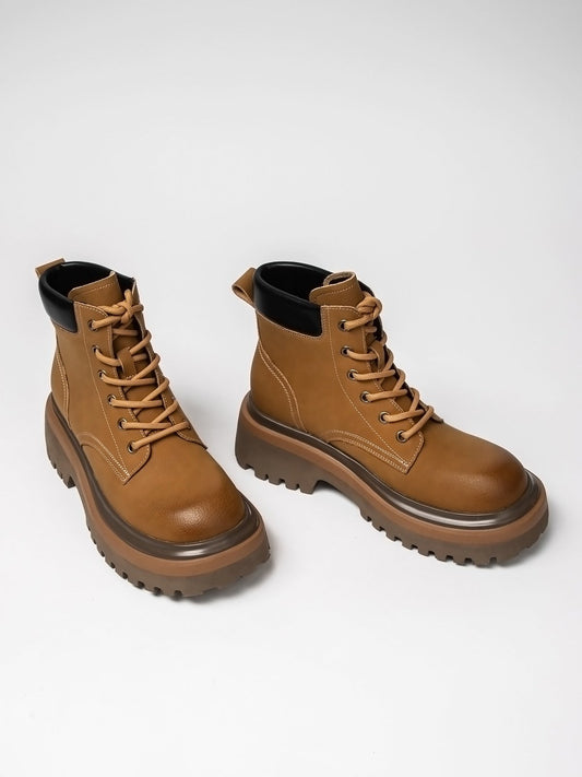 Women's leather shoes